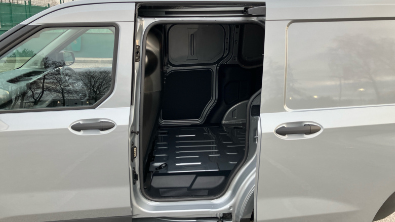 Ford Transit Courier E-Transit Courier 100kW 43kWh Trend Van Auto